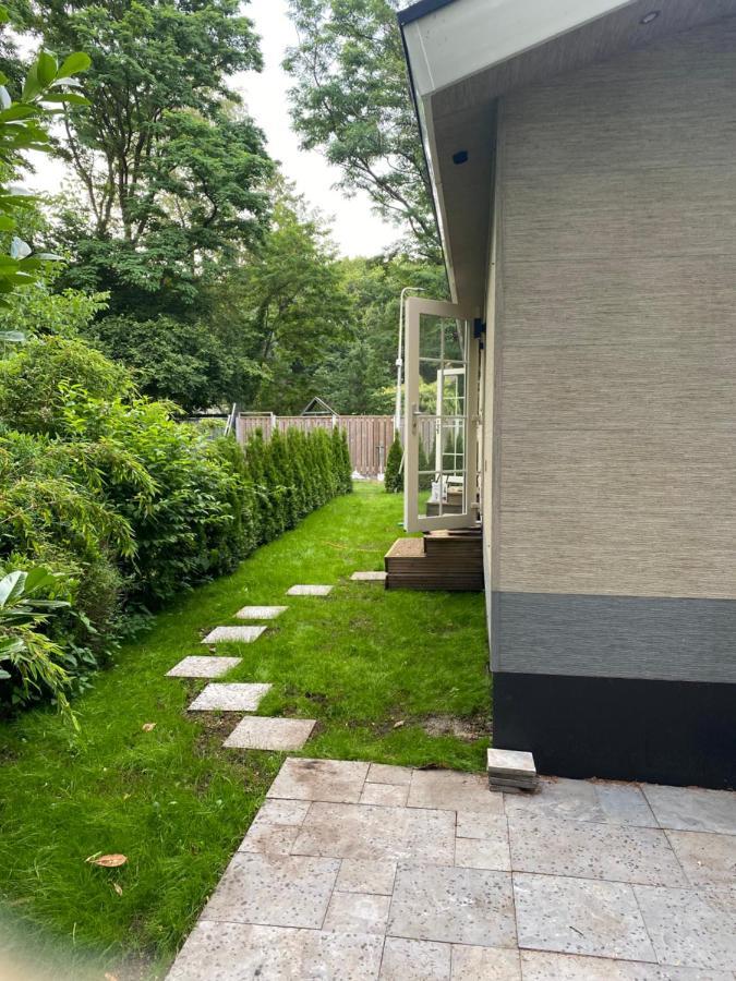 Wellness Chalet Met Sauna เออร์เมโล ภายนอก รูปภาพ